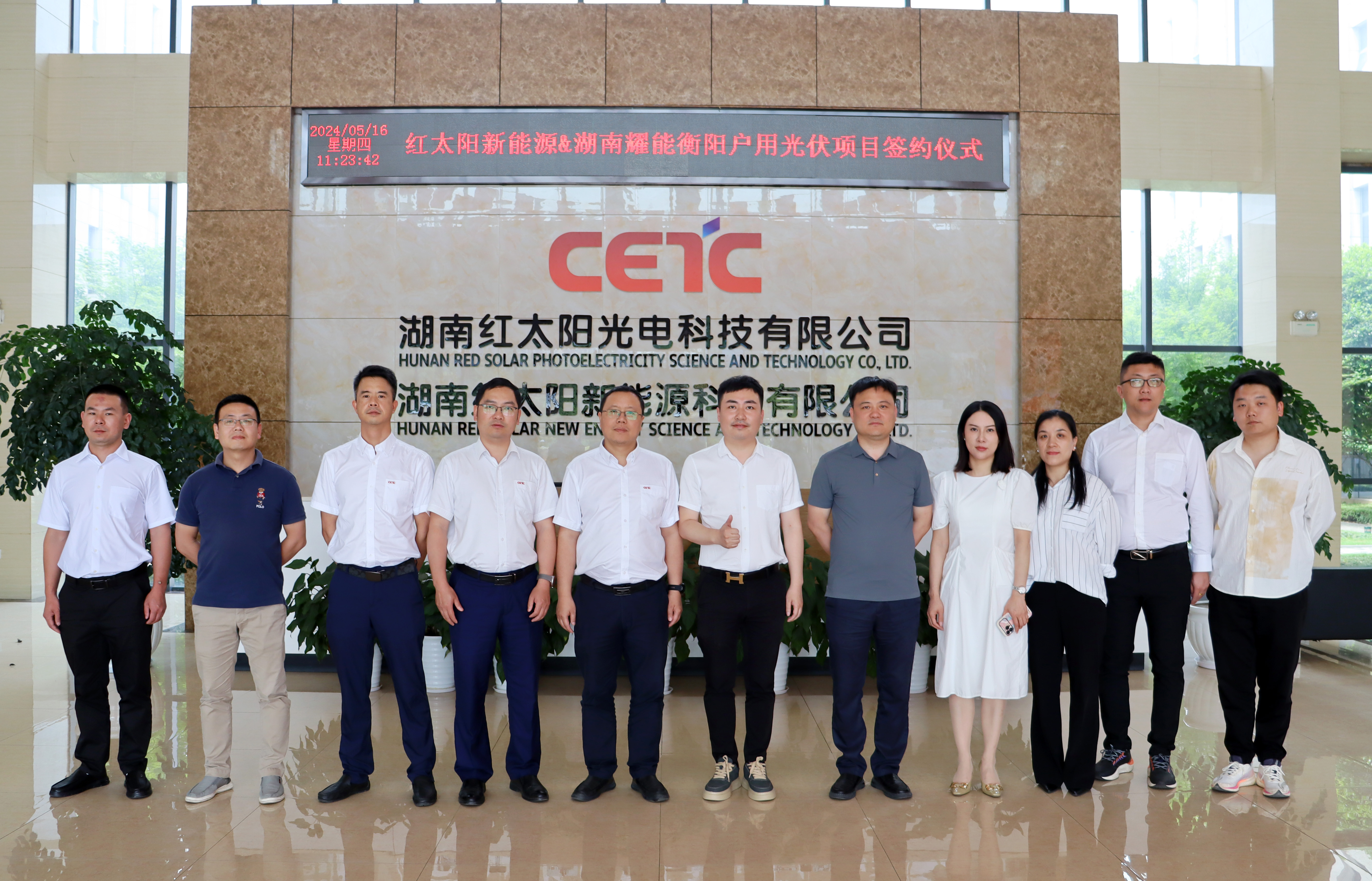 83027868.jpg 001.jpg